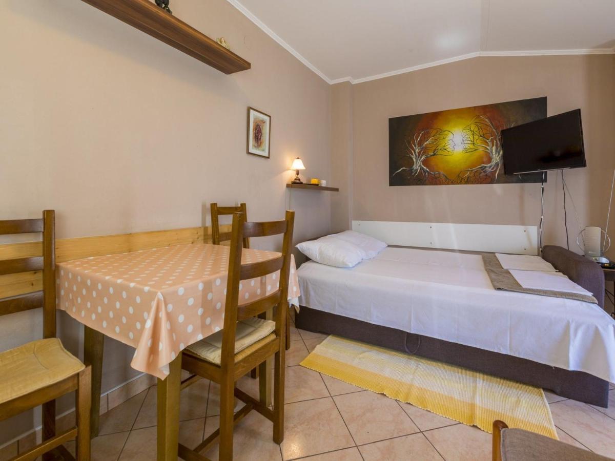 Apartment Heriban Crikvenica Exteriör bild